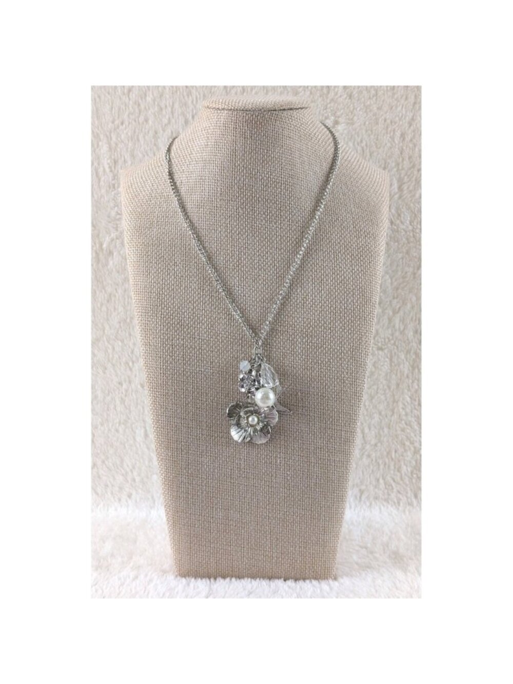 Silver-Tone Flower Pendant Necklace – Faux Pearl‎ & Crystal Cluster Charm